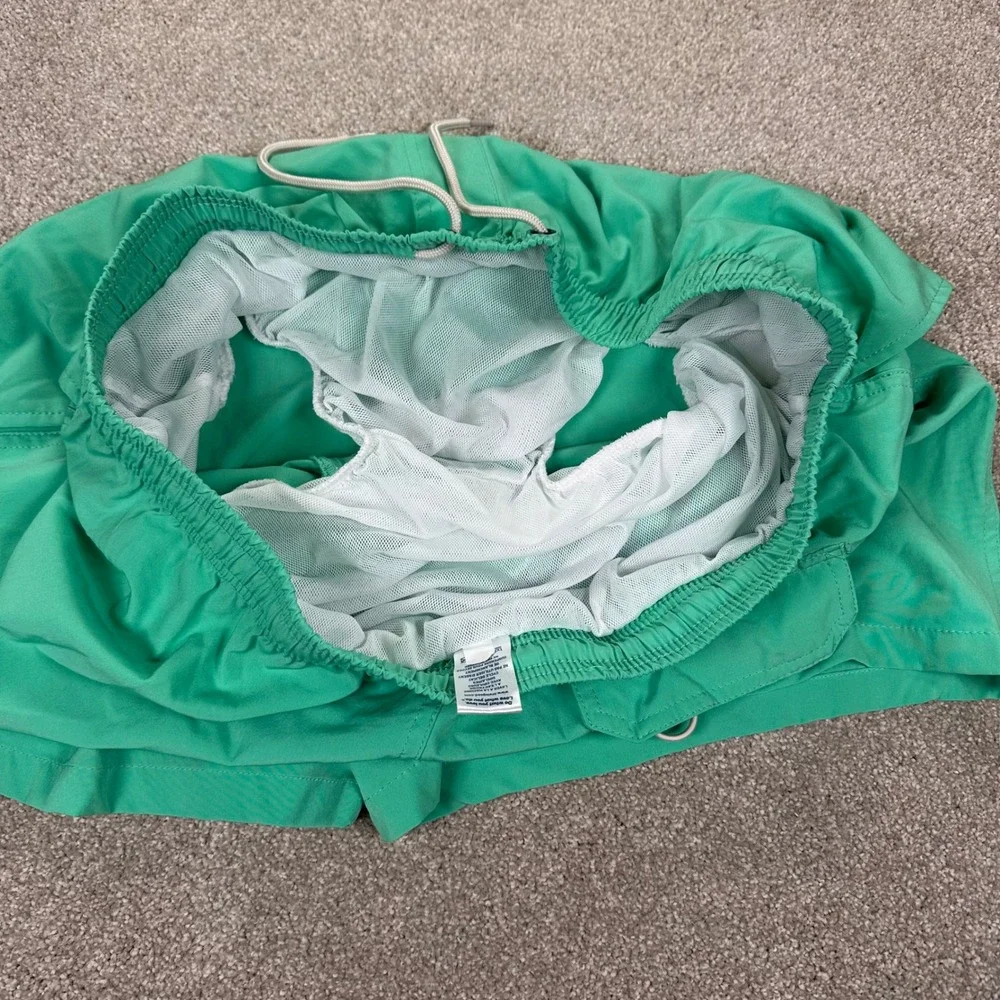 Life is Good Mens Medium Swim Trunks Mint Green Mesh Lined Board Shorts Beach